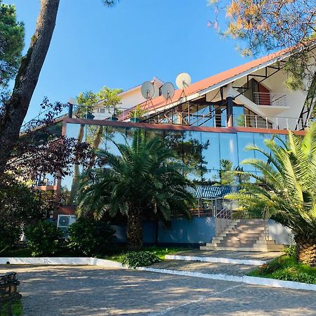 Villa Reta Hotel & Spa Григолети Екстериор снимка