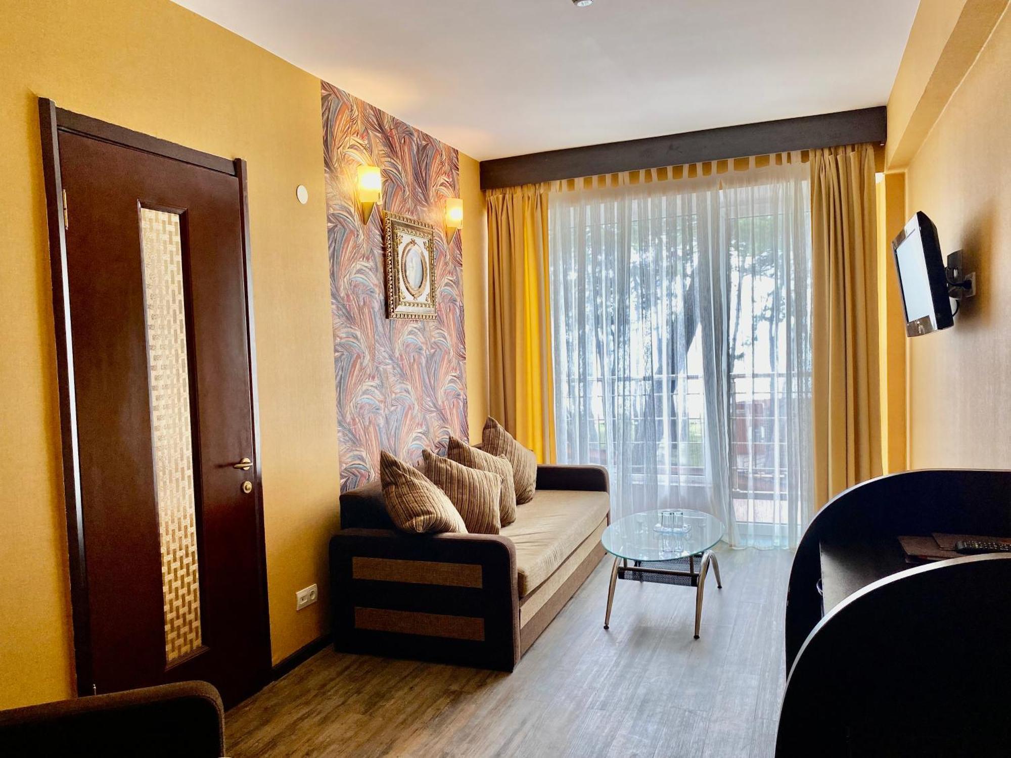 Villa Reta Hotel & Spa Григолети Екстериор снимка