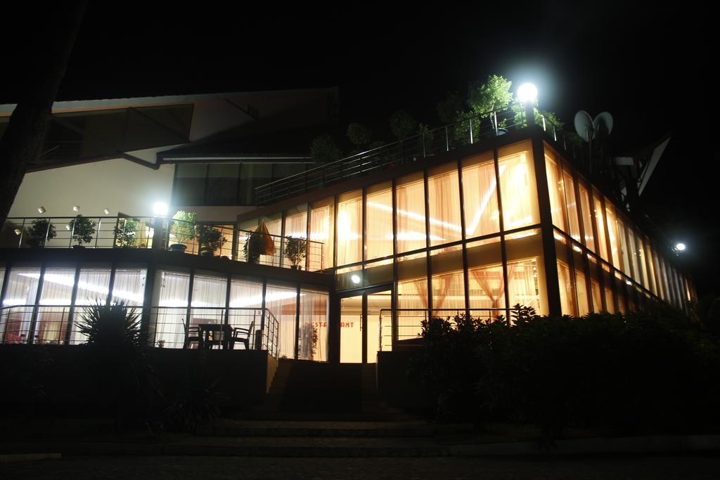 Villa Reta Hotel & Spa Григолети Екстериор снимка